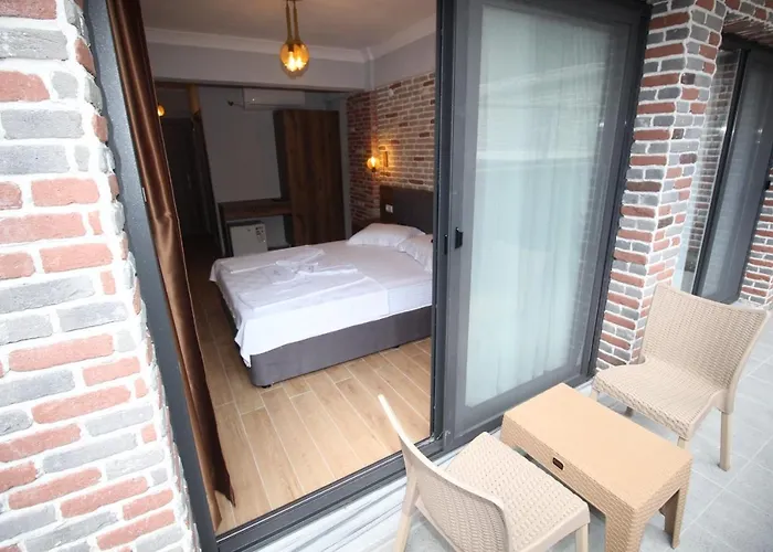 Mari Pembe Marmara-Insel