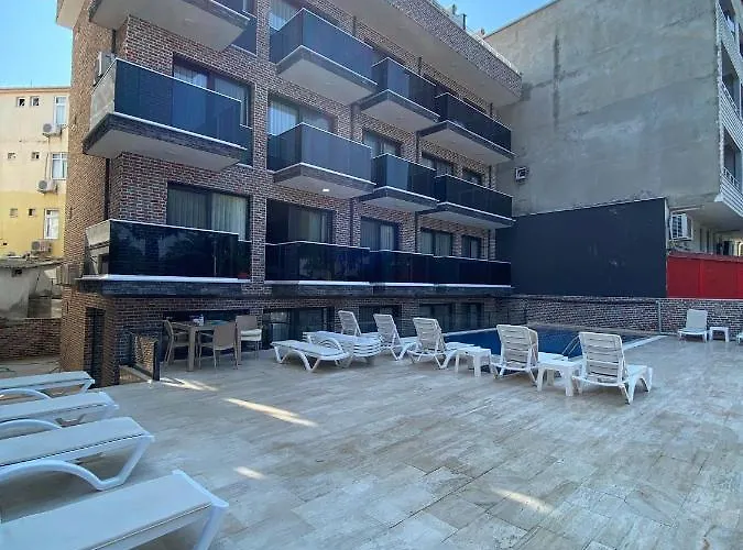 Mari Pembe Marmara-Insel